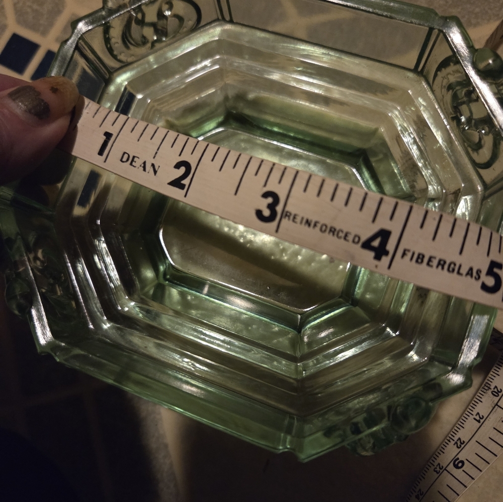 Tiara  glass green trinket holder - Picture 3 of 15